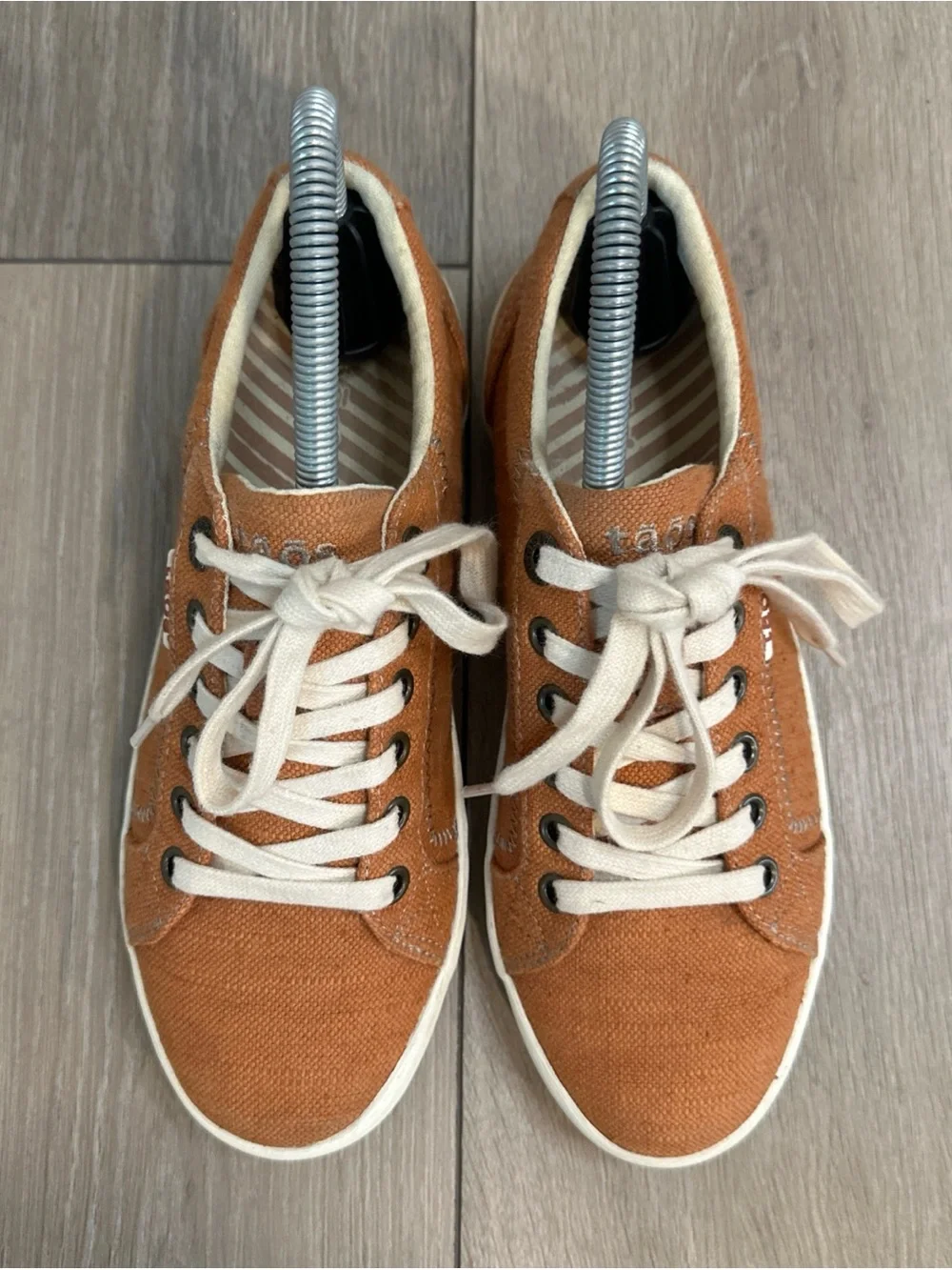 Taos Womens Size 6 Star Adobe Hemp Burnt Orange Sneakers Lace Up Autumn